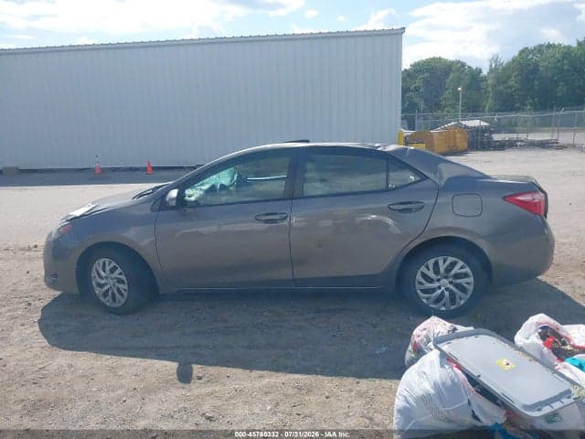 2018 TOYOTA COROLLA LE 14