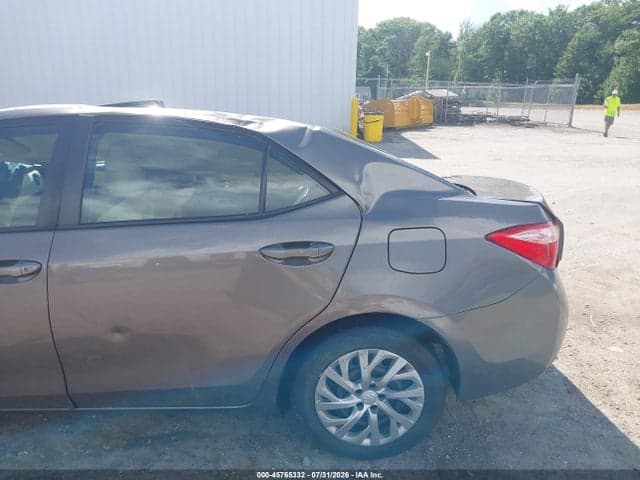 2018 TOYOTA COROLLA LE 20