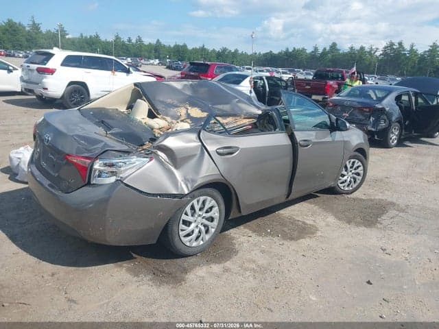 2018 TOYOTA COROLLA LE 4