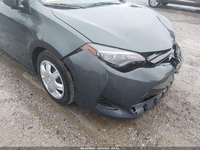 2019 TOYOTA COROLLA LE 18