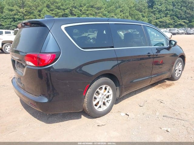 2019 CHRYSLER PACIFICA TOURING 4
