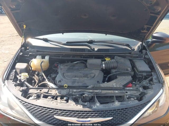 2019 CHRYSLER PACIFICA TOURING 10