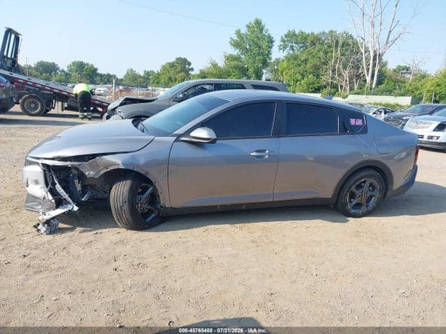 2025 KIA K4 LXS 13