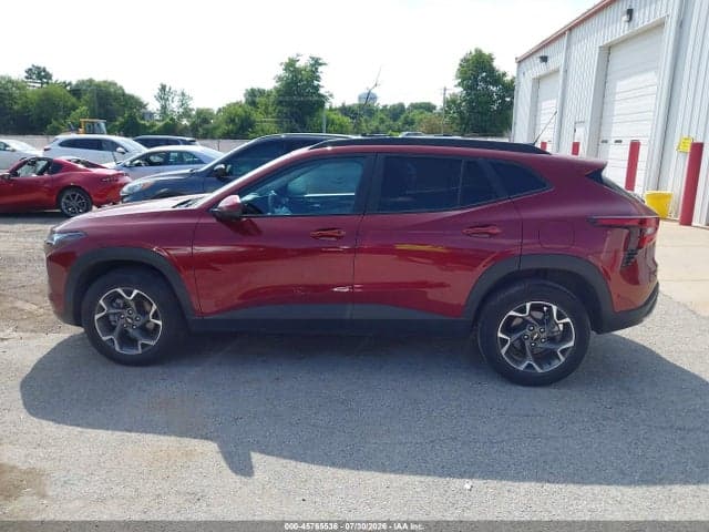 2025 CHEVROLET TRAX FWD LT 14