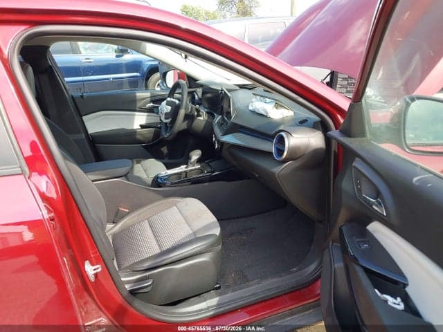 2025 CHEVROLET TRAX FWD LT 5