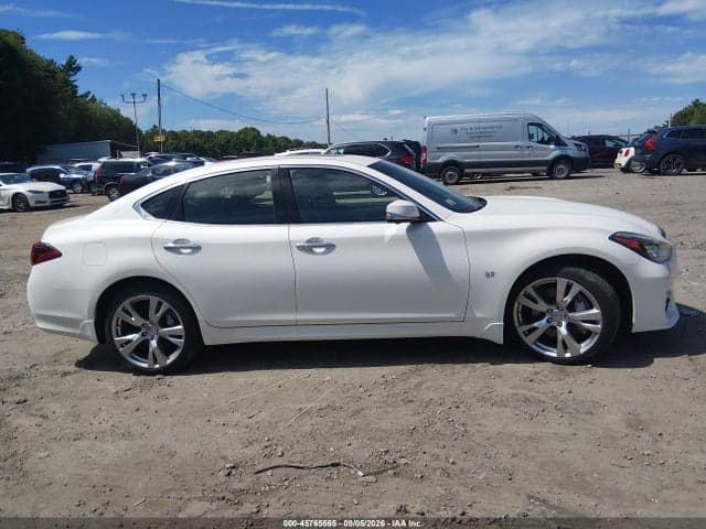 2017 INFINITI Q70 3.7X 13
