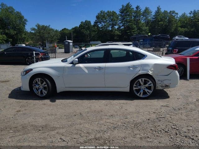 2017 INFINITI Q70 3.7X 14