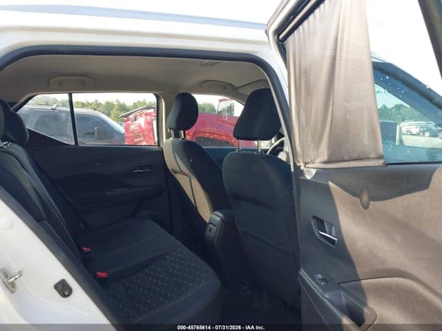 2023 NISSAN KICKS SV XTRONIC CVT 8