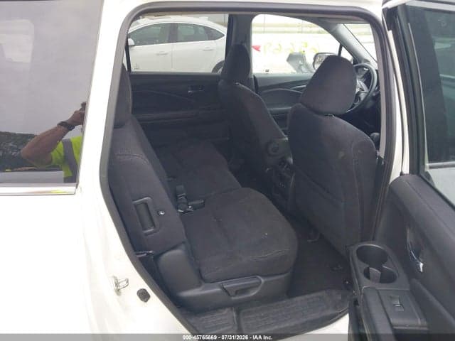 2017 HONDA PILOT EX 8