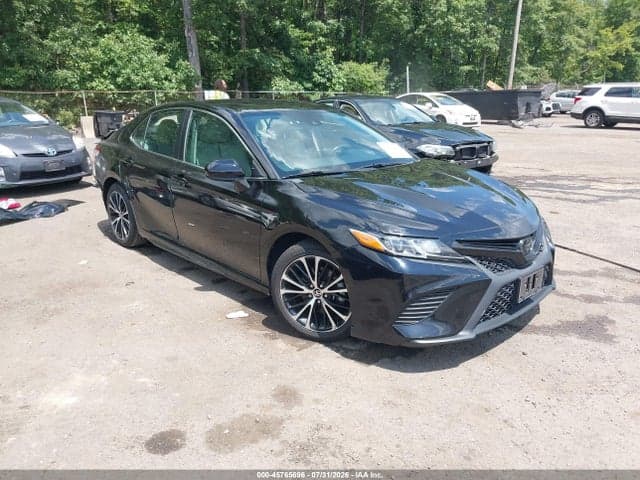 2020 TOYOTA CAMRY SE - 1