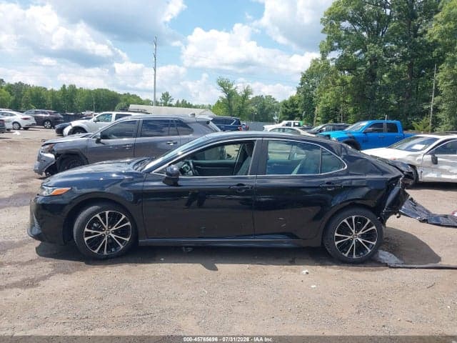 2020 TOYOTA CAMRY SE 15