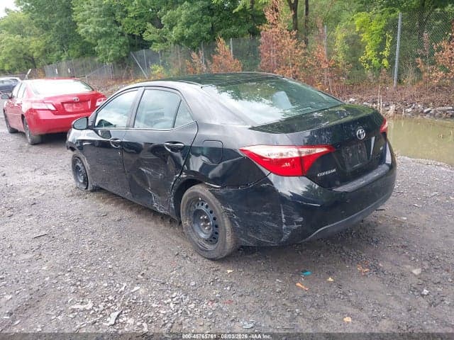 2017 TOYOTA COROLLA LE 3