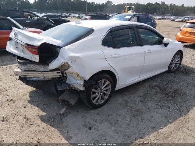 2021 TOYOTA CAMRY LE 4