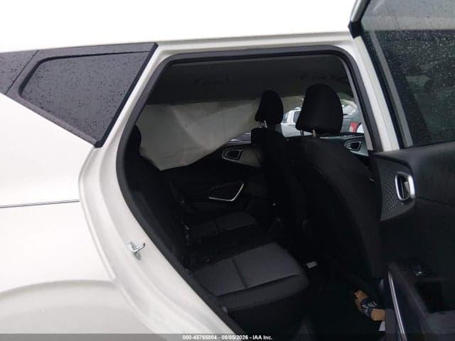 2025 KIA SOUL LX 8