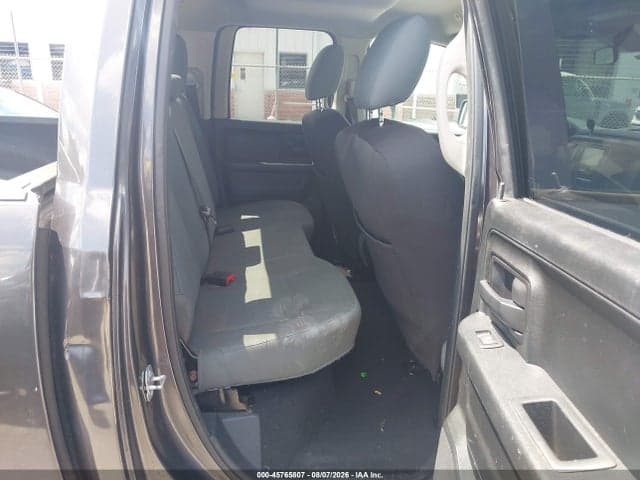 2017 RAM 1500 EXPRESS 4X2 6'4 BOX 8