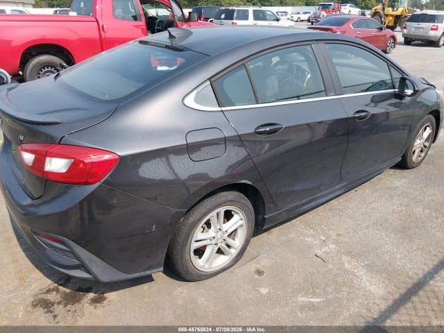 2017 CHEVROLET CRUZE LT AUTO 4