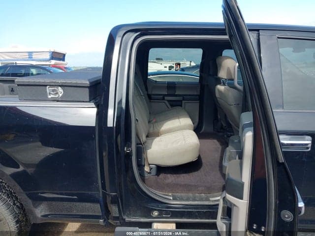 2017 FORD F-150 XLT 8