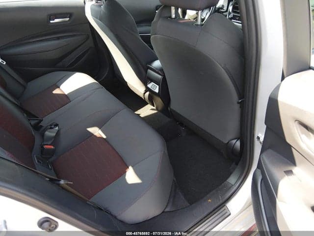 2024 TOYOTA COROLLA SE 8