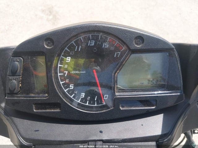 2021 HONDA CBR600 RR 7
