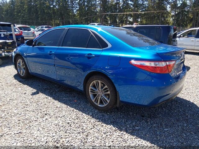 2017 TOYOTA CAMRY SE 3