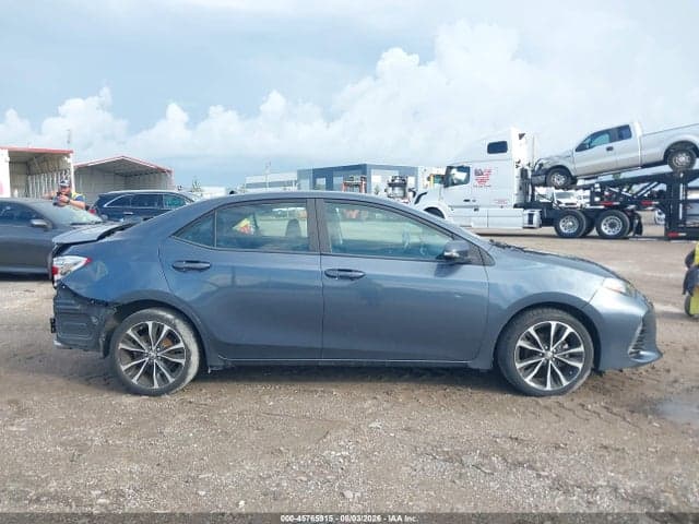 2018 TOYOTA COROLLA SE 14
