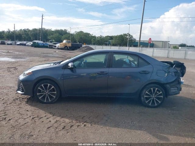 2018 TOYOTA COROLLA SE 15