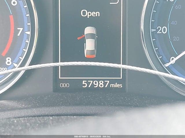 2018 TOYOTA COROLLA SE 16