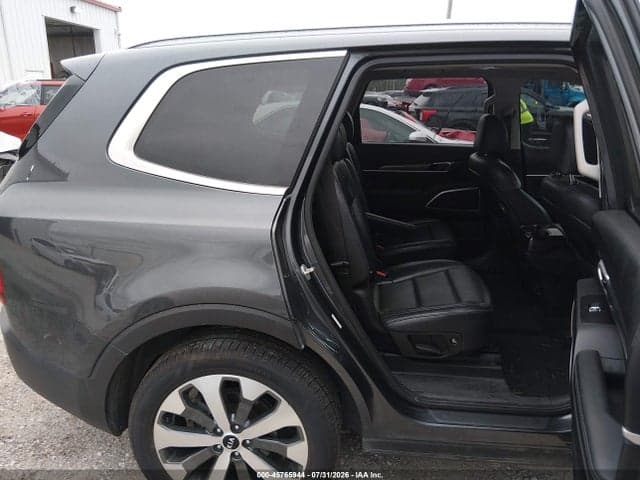 2021 KIA TELLURIDE S 8