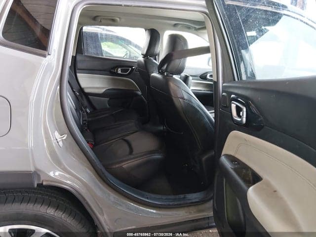 2022 JEEP COMPASS LIMITED 4X4 8