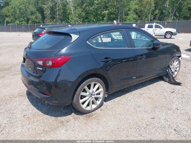 2017 MAZDA MAZDA3 TOURING 4