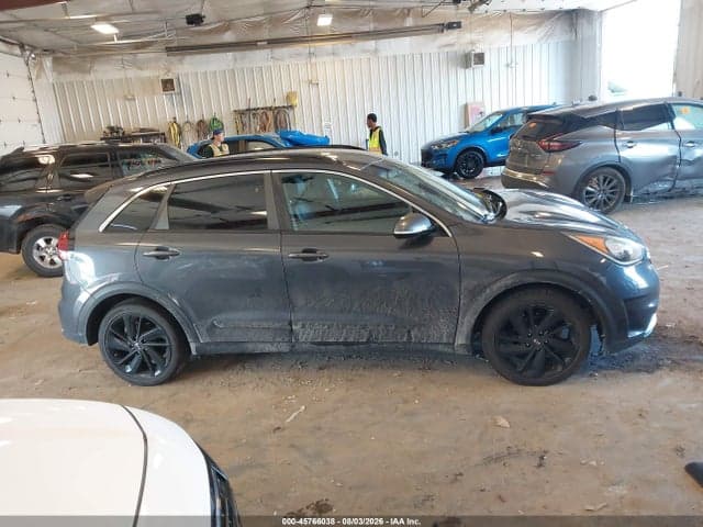2018 KIA NIRO EX 13
