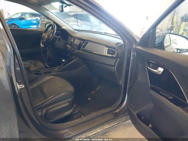 2018 KIA NIRO EX 5