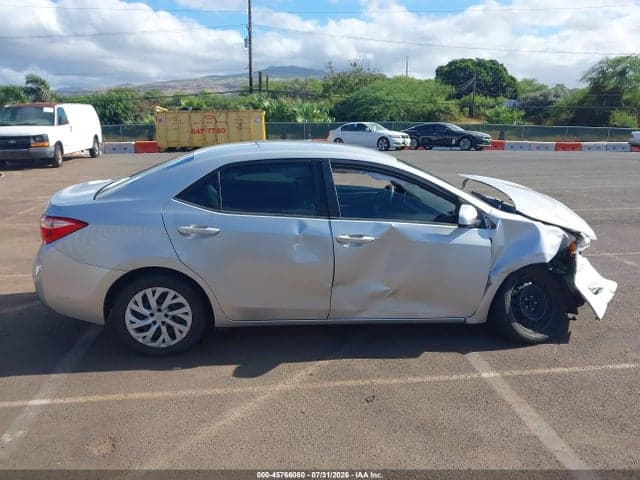 2019 TOYOTA COROLLA LE 13