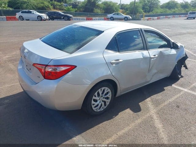 2019 TOYOTA COROLLA LE 4