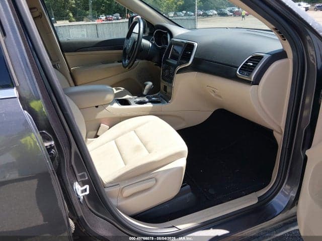2019 JEEP GRAND CHEROKEE LAREDO E 4X2 5