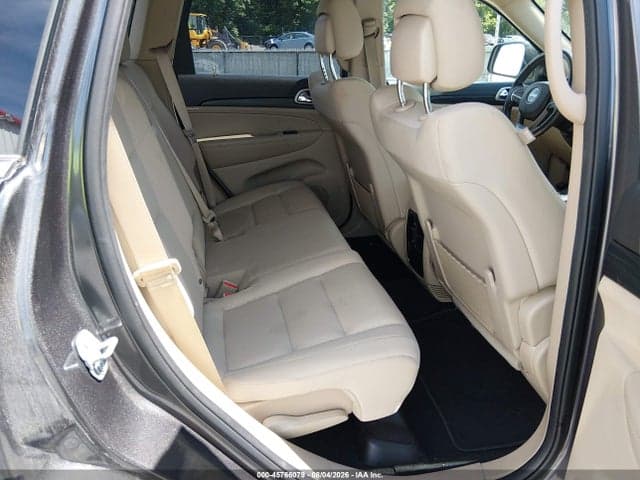 2019 JEEP GRAND CHEROKEE LAREDO E 4X2 8