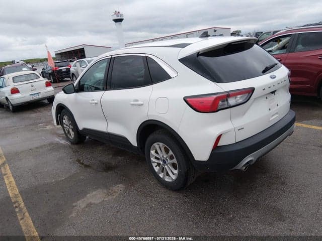 2022 FORD ESCAPE SE 3