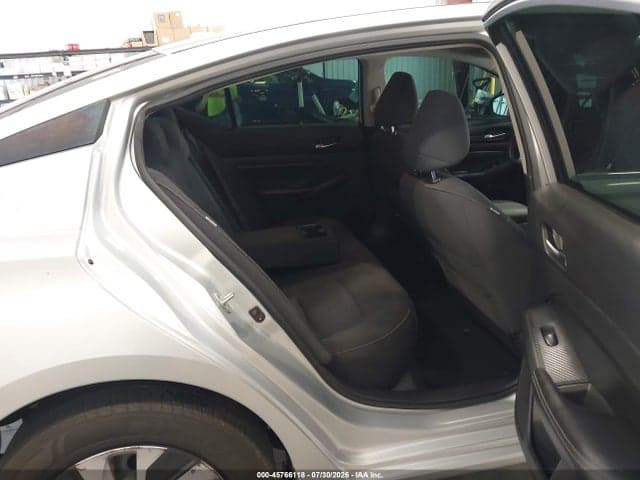 2019 NISSAN ALTIMA 2.5 S 8