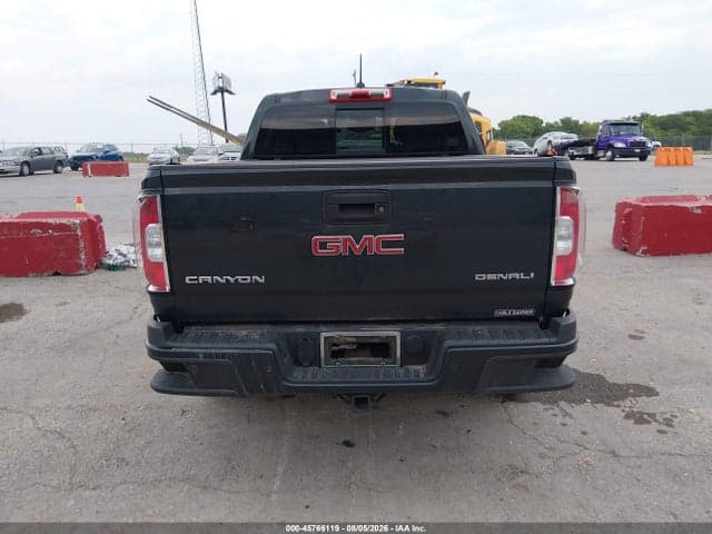 2018 GMC CANYON DENALI 16
