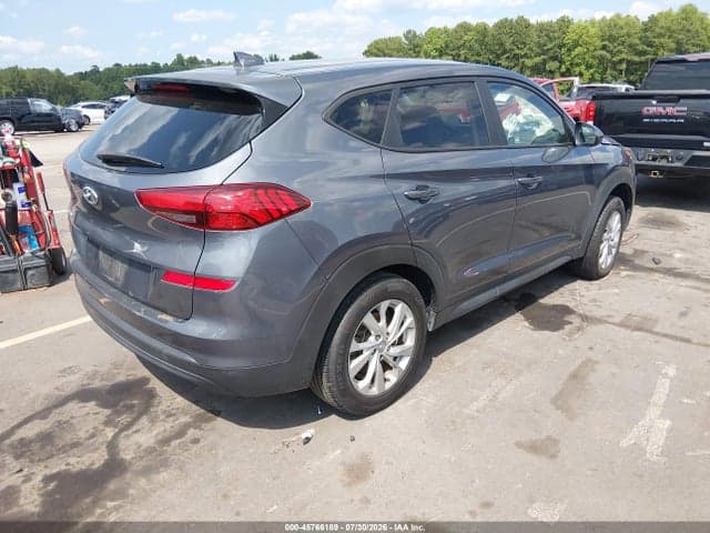 2021 HYUNDAI TUCSON SE 4
