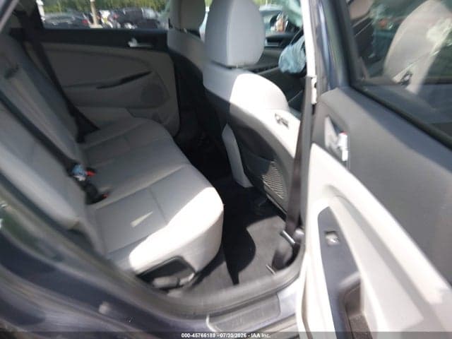 2021 HYUNDAI TUCSON SE 8