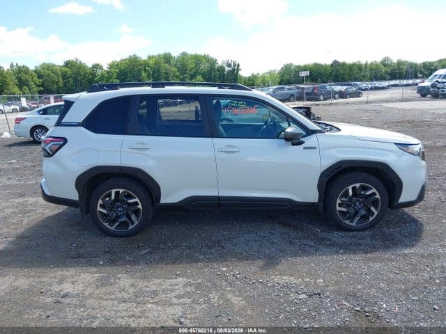 2025 SUBARU FORESTER PREMIUM HYBRID 14