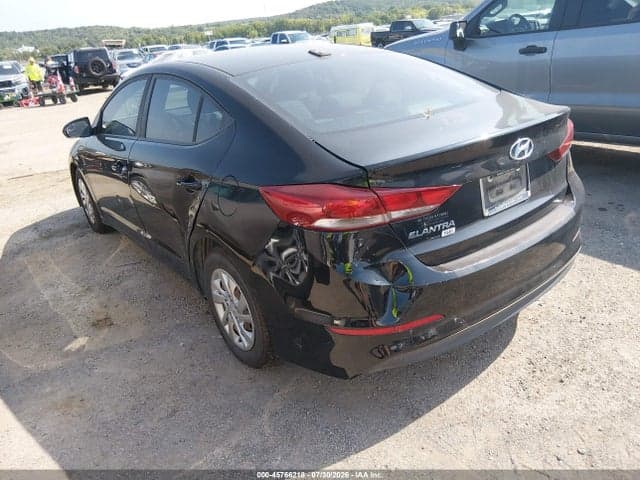 2017 HYUNDAI ELANTRA SE 3