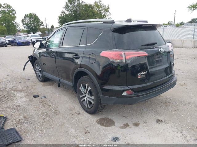 2017 TOYOTA RAV4 LE 1