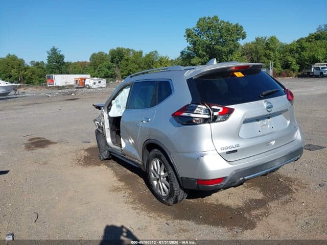 2017 NISSAN ROGUE SV 3