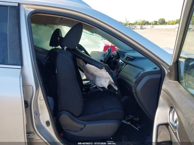 2017 NISSAN ROGUE SV 5