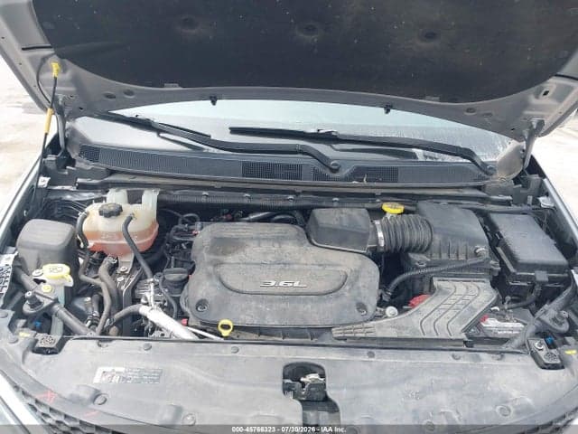 2017 CHRYSLER PACIFICA LIMITED 10