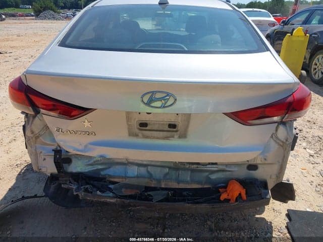 2017 HYUNDAI ELANTRA SE 6