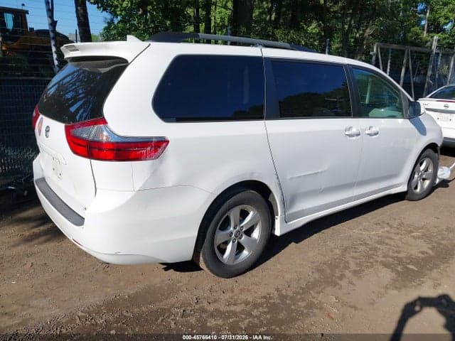 2020 TOYOTA SIENNA LE 4