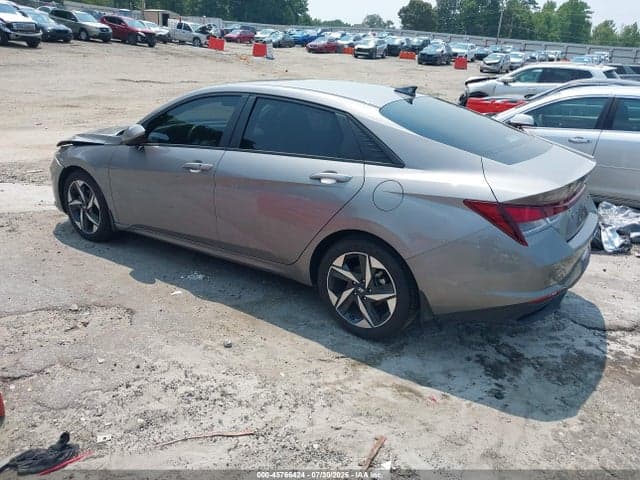 2023 HYUNDAI ELANTRA SEL 3
